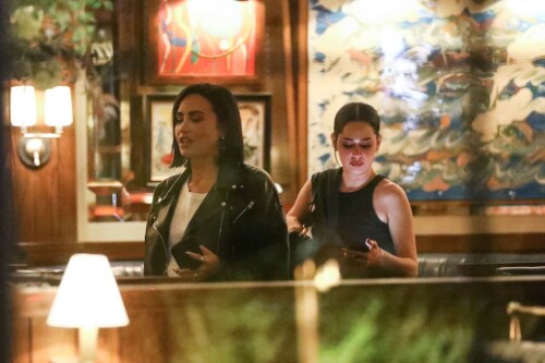 Demi-Lovato-Beverly-Hills---June-28-2023-337b522c0167099c39.jpeg