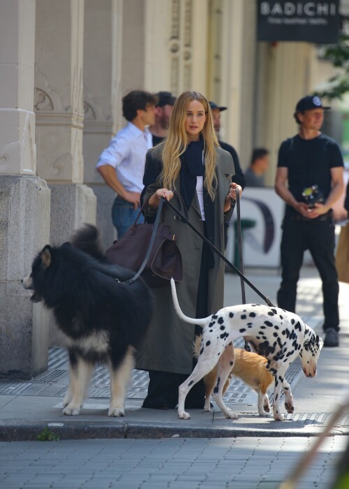 Jennifer-Lawrence-filming-a-Dior-commercial-New-York-June-28-2023-1352823b0f0f85b6d9.jpeg