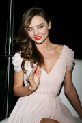 Miranda-Kerr-Kosty555.info-1914779db9dbf2ad4a