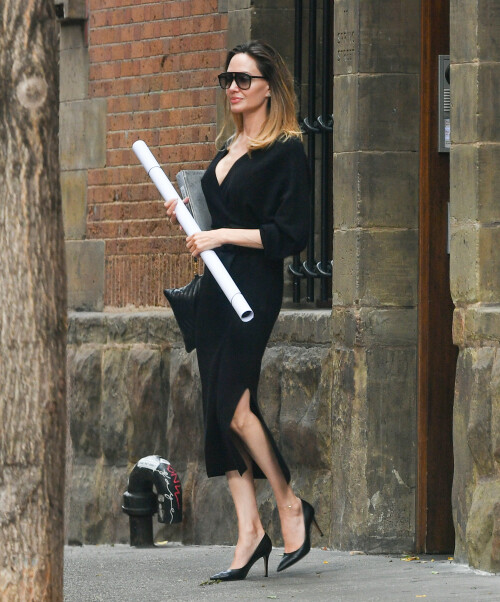 angelina_jolie_out_in_new_york_06-28-2023-230b526d703e645b56