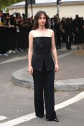 Felicity-Jones-Giorgio-Armani-Paris-France---04.07-38054325f55e5ea79