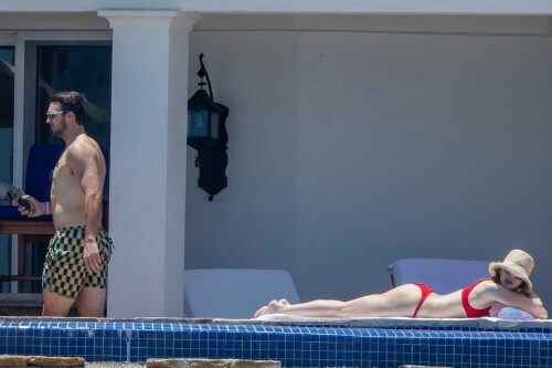 555-8a4001fa81e26cf28