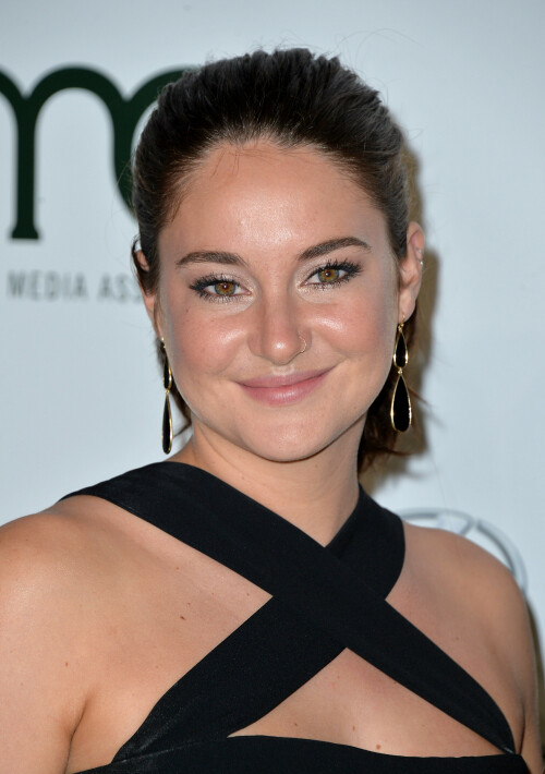 Kosty555.info--00118e0ad840e20ed2cc1