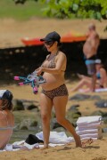 Kourtney-Kardashian-baby-bump-in-Kauai-Hawaii---July-11-2023-1562ab61493436b139