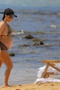 Kourtney-Kardashian-baby-bump-in-Kauai-Hawaii---July-11-2023-28ea37fa660c3eeaa8