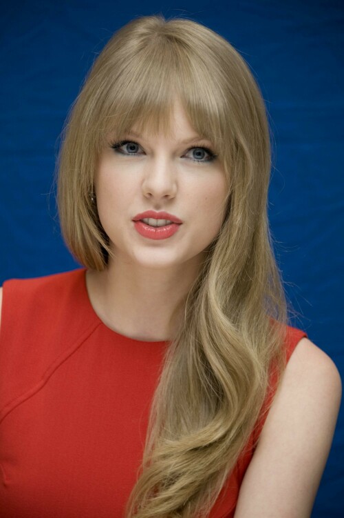 Taylor_Swift-Kosty555.info--0013e97659d5a8e9d728.jpeg