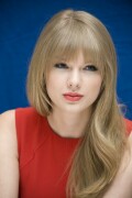 Taylor_Swift-Kosty555.info--001497af25837c5b7cb2