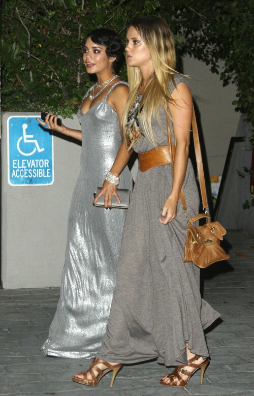 Vanessa-Hudgens-Kosty555.info-05983b52f89ca561b5.jpeg