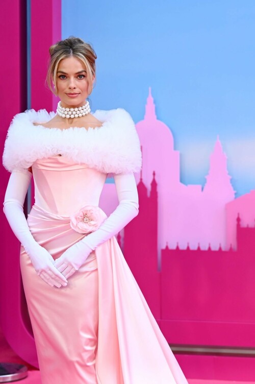 MargotRobbie_BarbieUK_July122023_01462a468cead8069b3.jpeg