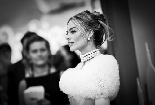 MargotRobbie_BarbieUK_July122023_015e8443e2640600cf4.jpeg