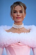 MargotRobbie_BarbieUK_July122023_04271d1109590be2ac9