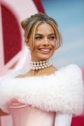 MargotRobbie_BarbieUK_July122023_07080379fad62c2a404