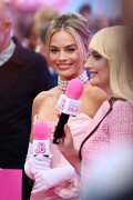 MargotRobbie_BarbieUK_July122023_0771d26a2bd14d713c0