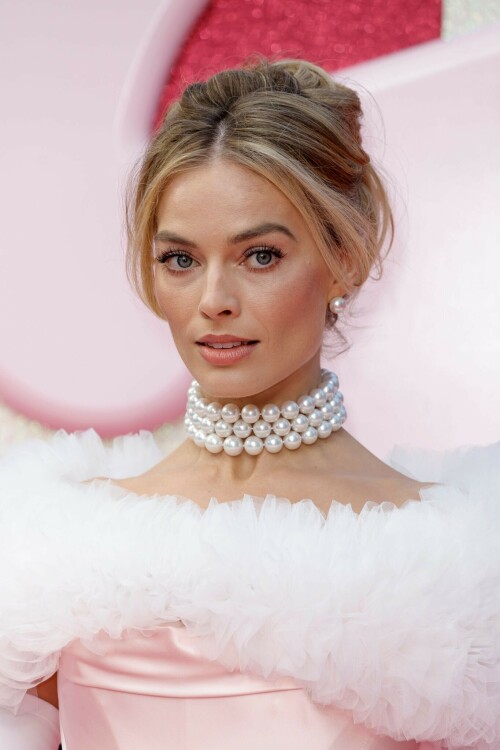 MargotRobbie_BarbieUK_July122023_0824bb4c7df9c8443db.jpeg