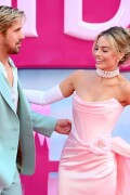 MargotRobbie_BarbieUK_July122023_106cfd53cf13856e77c