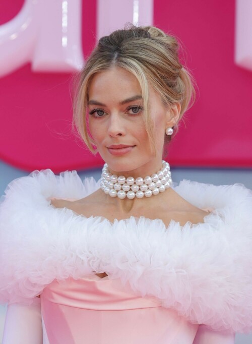 MargotRobbie_BarbieUK_July122023_1088af6747d12e61805.jpeg