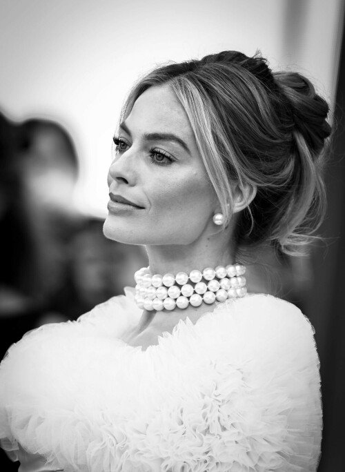 MargotRobbie_BarbieUK_July122023_1476600b2c93cba80c7.jpeg