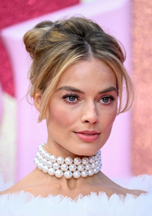 MargotRobbie_BarbieUK_July122023_228a91b9e6a19436c14.jpeg