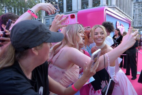 MargotRobbie_BarbieUK_July122023_3033ea8f5145df4a961.jpeg