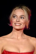 MargotRobbie_BarbieUK_Photocall_July122023_19db43d76b7d995b16