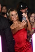 MargotRobbie_BarbieUK_Photocall_July122023_91759c83ef01d788c9