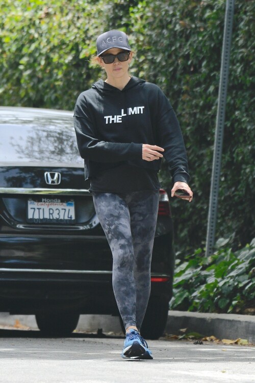 Jennifer Garner | Spotted taking her morning walk in Brentwood - July 22, 2023

Jennifer Garner keeps it casual in sweats for stroll in Los Angeles after sharing her support for ongoing SAG-AFTRA strike

Jennifer Garner looking stunning as she was spotted on Saturday afternoon in Los Angeles.

The actress, 51, was seen enjoying her daily walk in Brentwood as she donned an all-black outfit comprised of a back shirt, a black cropped sweatshirt that had the words 'The Limit' in white lettering in the center, along with a pair of black tie-dye leggings.

She completed her look with a pair of blue sneakers, a pair of black sunglasses, and a grey hat that had the acronym 'ACFC' in the center as she had her hair up in a bun.

'ACFC' on her hat was a reference to Angel City Football Club, the Los Angeles-based women's professional soccer team that competes in the NWSL (the top soccer league for women in the United States) that Garner is a founding investor of.

The sighting of Garner comes a few hours after she issued a lengthy statement on her Instagram account in support of the ongoing SAG-AFTRA strike.

The former Alias star was seen holding onto her cellphone as she walked along the streets of Brentwood. She walked past a large white pickup truck and a black Honda.

The walk took place not too far from where she lives with her three children — 17-year-old daughter Violet, 13-year-old Seraphina and 11-year-old Samuel — all of whom she shares with her ex-husband Ben Affleck.

The sighting of Garner on her daily walk on July 22 comes a few hours after she issued a lengthy statement on her Instagram account in support of the ongoing SAG-AFTRA strike.

The first photo was a selfie of Garner, who wore a black shirt, a sunhat, and a pair of sunglasses, holding a few picket signs. One of the signs was a black one that read 'SAG-AFTRA on STRIKE!' in white and gold colored font.

Meanwhile, the second photo was of Fox Studios, where she and many others gathered outside to protest.

In her lengthy caption, Garner started off by recounting how excited she was to 'earn her SAG-AFTRA card in 1995' and how exciting she was to tell her parents that she would be able to get health care as an actor.

'Joining SAG instantly legitimized my improbable fantasy of working as an actor and turned it into an actual job,' Garner wrote in the caption of her Instagram post.

The actress went to say that the start of her acting career was difficult and building her reputation up as a well-known actress was 'so hard' and noted how much the [entertainment] industry has changed.

'For journeymen actors — not to mention — stunts, background, stand-ins (all of whom make up the backbone of everything you see) how frustrating to accrue experience and credits, be recognized for your great work, and see your quality of life backslide?' Garner reflected, while noting that she was walking as one of the 'lucky ones', which she was grateful for.

She then stated how proud she was to 'walk in solidarity with my fellow SAG members and in support of the Writers Guild of America (Both the East and West guilds).'

She said that picketing in front of Fox Studios was a 'sobering experience' for her as she working at the studio to film a project last year and wondered how this summer must have been for all of the behind-the-scenes crew members.

Garner concluded her post by stating, 'It will take all of us working together on both sides to evolve our industry, to set future generations of artists up for sustainable careers, and to get ourselves and our beloved colleagues back to work.'

The ongoing SAG-AFTRA strike began on July 14 and is the latest of the ongoing labor disputes in Hollywood. The WGA strike, which saw writers crossing the picket line, has been ongoing since early May.

The SAG-AFTRA Strike, which enters its eighth day of protests, has seen many well-known actors showing solidarity with striking actors by issuing statements of support and/or joining picket lines in LA and New York City.

DailyMail

#JenniferGarner