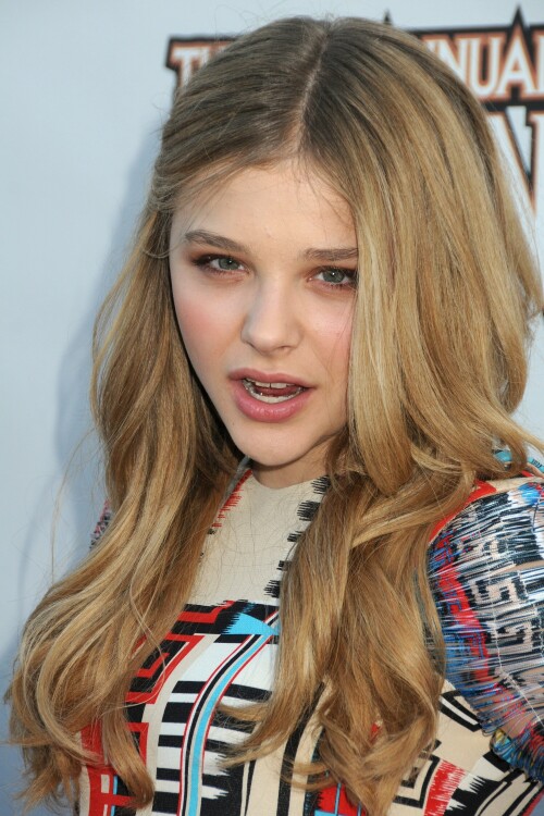 Chloe-Moretz-Kosty555.info---01468741640e5f037c4.jpeg