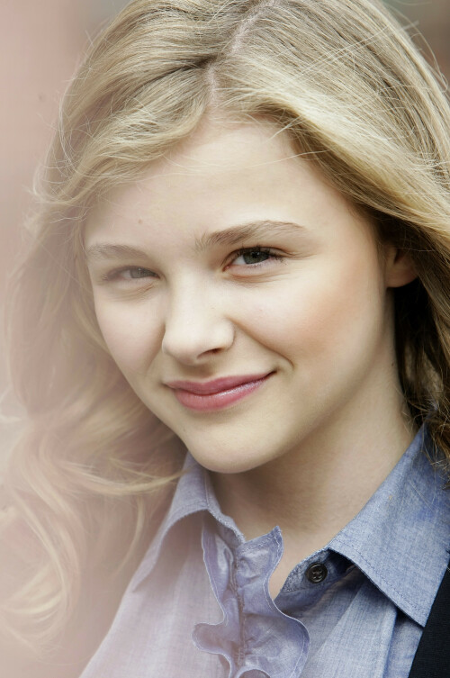 Chloe-Moretz-Kosty555.info---052e01377338a2a89e5