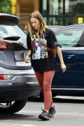 Kristen-Bell---Grocery-shopping-in-Los-Angeles-August-9-2023_HQPics.Space_000279e50407f5273e76