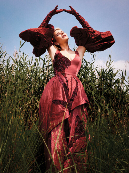 Emma Roberts | C Magazine Fall 2023

8 HQ pics: http://kosty555.info/index.php?showtopic=299993

#EmmaRoberts