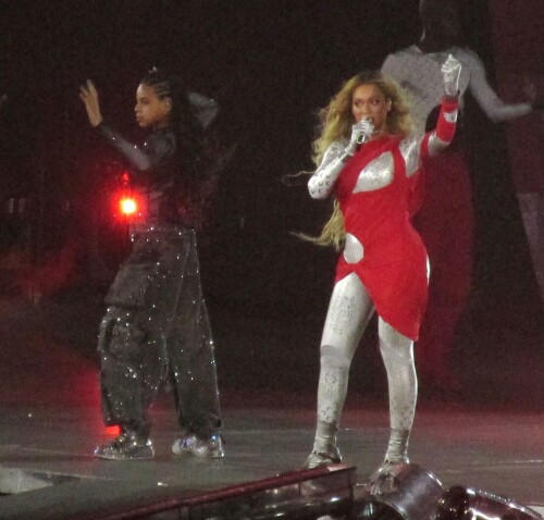 Beyonce | Debuts more new looks on her second night of performing in Las Vegas - August 27, 2023

Beyonce slips into a low-cut ruby red leotard with sheer opera gloves to light up the stage during her tour stop in Las Vegas

Beyonce's Las Vegas audience on Sunday evening hit the jackpot.

The iconic singer wore a show-stopping red dress that made her look her very best.

The 41-year-old crooner showed off the eye-popping look to her Instagram followers of more than 300million on Monday morning.

In a 10-slide post, Beyonce modeled the stunning red sequined outfit, which featured matching red tights as well as sheer gloves that extended to her toned biceps. 

It was capped off with a red, ruffled backsplash that functioned as an elaborate, peacock-like cape of sorts. 

The bedazzled number was reminiscent of Dorothy’s ruby slippers from The Wizard of Oz, and in keeping with that comparison, the singer wore red heels.

The Texas native showed no signs of slowing down, and her red outfit was a far cry from the outfits she wore at her Saturday show, where the hazel-eyed star dressed in a white feather coat and, in another look, a black PVC bodysuit that stood out against her honey-blonde locks, which were parted down the middle.

Diamond bracelets adorned Beyonce’s wrists and ankles on Sunday, and the 32-time Grammy winner also wore diamond earrings that framed her flawless face. 

Her ring finger also twinkled onstage, and she has been married to rapper-turned-mogul Jay-Z, 53, since 2008. 

They have three children — Blue Ivy, 11, and fraternal twins Rumi and Sir, six, and the couple has also amassed a $3billion fortune together.

Beyonce has been posting photos from her tour on Instagram, where she boasts 316 million followers. 

She arrived in Vegas after serenading Phoenix, Arizona, and this coming weekend, she’ll be in Los Angeles, singing for countless Hollywood A-listers who can afford a ticket.

On Sunday night, she rose from the stage like a magnificent phoenix — and what a stage it was. The singer clearly spared no expense when it came to the tour’s production design, and she had the crowd eating out of the palm of her hand.

As usual, Beyonce did not caption her posts or tag any of the designers, preferring to keep the focus on her epic performance. The entire tour - Beyonce's ninth - is projected to take in approximately $300 million, according to Billboard.

Beyonce’s tour kicked off on May 10 in Stockholm, Sweden, where she played for a sold-out crowd of more than 90,000, though that was nothing compared to the audience for her London show. More than 240,000 people turned out to Tottenham Hotspur Stadium earlier this summer before the tour embarked on its Western European leg.

Following two terrific nights in Toronto, Beyonce returned to the U.S., where she blew the lid off of Soldier Field in Chicago and MetLife Stadium in New Jersey.

After stopping off for a three-night stint in Los Angeles, Beyonce will perform six more shows, ending the tour in Kansas City on Oct. 1. She also had to cancel a concert in Pittsburgh on Aug. 3 due to logistic and production issues.

In addition to being one of the greatest singers of all time, Beyonce is also an accomplished actress whose credits include Dreamgirls, The Lion King, The Pink Panther, Cadillac Records, Austin Powers in Goldmember, and the future cult classic Obsessed. 

She has also directed the visual albums Lemonade and Black Is King, as well as the concert documentary film Homecoming.

Beyonce also earned an Oscar nomination for co-writing the song Be Alive for the movie King Richard, in which Will Smith played the father of Venus and Serena Williams.

The Renaissance World Tour follows the Dangerously in Love Tour (2003), The Beyonce Experience (2007), the I Am… Tour (2009-2010), The Mrs. Carter Show World Tour (2013-2014), and The Formation World Tour (2016).

The show is two and a half hours long and split into six acts, and the sold-out tour is already the highest-grossing tour by a Black artist in history, boosting the local economy wherever it touches down. 

Accordingly, Beyonce has been donating scholarships worth $1 million to students in colleges and universities located in cities along the tour.

DailyMail

#Beyonce