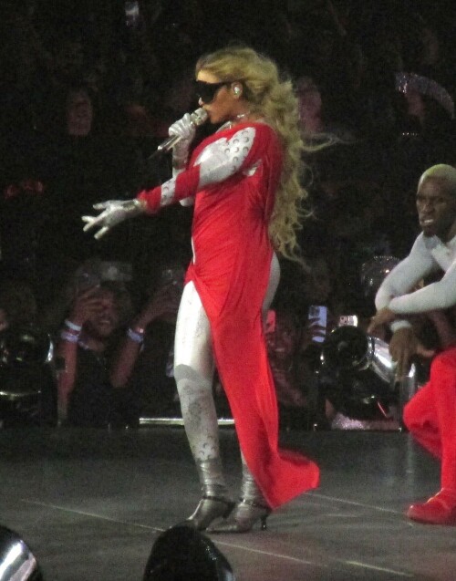 Beyonce | Debuts more new looks on her second night of performing in Las Vegas - August 27, 2023

Beyonce slips into a low-cut ruby red leotard with sheer opera gloves to light up the stage during her tour stop in Las Vegas

Beyonce's Las Vegas audience on Sunday evening hit the jackpot.

The iconic singer wore a show-stopping red dress that made her look her very best.

The 41-year-old crooner showed off the eye-popping look to her Instagram followers of more than 300million on Monday morning.

In a 10-slide post, Beyonce modeled the stunning red sequined outfit, which featured matching red tights as well as sheer gloves that extended to her toned biceps.

It was capped off with a red, ruffled backsplash that functioned as an elaborate, peacock-like cape of sorts.

The bedazzled number was reminiscent of Dorothy’s ruby slippers from The Wizard of Oz, and in keeping with that comparison, the singer wore red heels.

The Texas native showed no signs of slowing down, and her red outfit was a far cry from the outfits she wore at her Saturday show, where the hazel-eyed star dressed in a white feather coat and, in another look, a black PVC bodysuit that stood out against her honey-blonde locks, which were parted down the middle.

Diamond bracelets adorned Beyonce’s wrists and ankles on Sunday, and the 32-time Grammy winner also wore diamond earrings that framed her flawless face.

Her ring finger also twinkled onstage, and she has been married to rapper-turned-mogul Jay-Z, 53, since 2008.

They have three children — Blue Ivy, 11, and fraternal twins Rumi and Sir, six, and the couple has also amassed a $3billion fortune together.

Beyonce has been posting photos from her tour on Instagram, where she boasts 316 million followers.

She arrived in Vegas after serenading Phoenix, Arizona, and this coming weekend, she’ll be in Los Angeles, singing for countless Hollywood A-listers who can afford a ticket.

On Sunday night, she rose from the stage like a magnificent phoenix — and what a stage it was. The singer clearly spared no expense when it came to the tour’s production design, and she had the crowd eating out of the palm of her hand.

As usual, Beyonce did not caption her posts or tag any of the designers, preferring to keep the focus on her epic performance. The entire tour - Beyonce's ninth - is projected to take in approximately $300 million, according to Billboard.

Beyonce’s tour kicked off on May 10 in Stockholm, Sweden, where she played for a sold-out crowd of more than 90,000, though that was nothing compared to the audience for her London show. More than 240,000 people turned out to Tottenham Hotspur Stadium earlier this summer before the tour embarked on its Western European leg.

Following two terrific nights in Toronto, Beyonce returned to the U.S., where she blew the lid off of Soldier Field in Chicago and MetLife Stadium in New Jersey.

After stopping off for a three-night stint in Los Angeles, Beyonce will perform six more shows, ending the tour in Kansas City on Oct. 1. She also had to cancel a concert in Pittsburgh on Aug. 3 due to logistic and production issues.

In addition to being one of the greatest singers of all time, Beyonce is also an accomplished actress whose credits include Dreamgirls, The Lion King, The Pink Panther, Cadillac Records, Austin Powers in Goldmember, and the future cult classic Obsessed.

She has also directed the visual albums Lemonade and Black Is King, as well as the concert documentary film Homecoming.

Beyonce also earned an Oscar nomination for co-writing the song Be Alive for the movie King Richard, in which Will Smith played the father of Venus and Serena Williams.

The Renaissance World Tour follows the Dangerously in Love Tour (2003), The Beyonce Experience (2007), the I Am… Tour (2009-2010), The Mrs. Carter Show World Tour (2013-2014), and The Formation World Tour (2016).

The show is two and a half hours long and split into six acts, and the sold-out tour is already the highest-grossing tour by a Black artist in history, boosting the local economy wherever it touches down.

Accordingly, Beyonce has been donating scholarships worth $1 million to students in colleges and universities located in cities along the tour.

DailyMail

#Beyonce