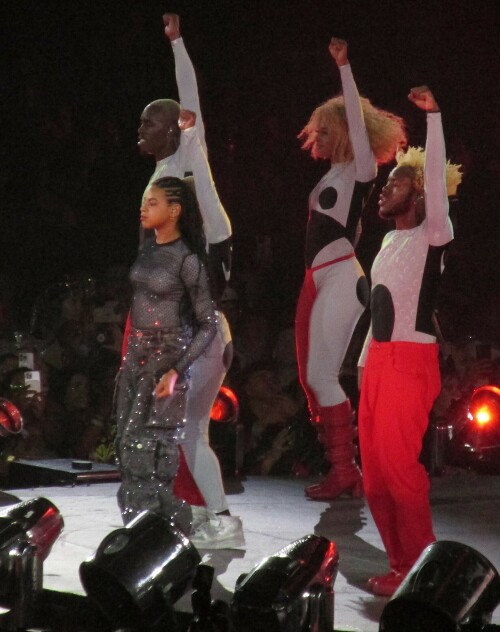 Beyonce | Debuts more new looks on her second night of performing in Las Vegas - August 27, 2023

Beyonce slips into a low-cut ruby red leotard with sheer opera gloves to light up the stage during her tour stop in Las Vegas

Beyonce's Las Vegas audience on Sunday evening hit the jackpot.

The iconic singer wore a show-stopping red dress that made her look her very best.

The 41-year-old crooner showed off the eye-popping look to her Instagram followers of more than 300million on Monday morning.

In a 10-slide post, Beyonce modeled the stunning red sequined outfit, which featured matching red tights as well as sheer gloves that extended to her toned biceps.

It was capped off with a red, ruffled backsplash that functioned as an elaborate, peacock-like cape of sorts.

The bedazzled number was reminiscent of Dorothy’s ruby slippers from The Wizard of Oz, and in keeping with that comparison, the singer wore red heels.

The Texas native showed no signs of slowing down, and her red outfit was a far cry from the outfits she wore at her Saturday show, where the hazel-eyed star dressed in a white feather coat and, in another look, a black PVC bodysuit that stood out against her honey-blonde locks, which were parted down the middle.

Diamond bracelets adorned Beyonce’s wrists and ankles on Sunday, and the 32-time Grammy winner also wore diamond earrings that framed her flawless face.

Her ring finger also twinkled onstage, and she has been married to rapper-turned-mogul Jay-Z, 53, since 2008.

They have three children — Blue Ivy, 11, and fraternal twins Rumi and Sir, six, and the couple has also amassed a $3billion fortune together.

Beyonce has been posting photos from her tour on Instagram, where she boasts 316 million followers.

She arrived in Vegas after serenading Phoenix, Arizona, and this coming weekend, she’ll be in Los Angeles, singing for countless Hollywood A-listers who can afford a ticket.

On Sunday night, she rose from the stage like a magnificent phoenix — and what a stage it was. The singer clearly spared no expense when it came to the tour’s production design, and she had the crowd eating out of the palm of her hand.

As usual, Beyonce did not caption her posts or tag any of the designers, preferring to keep the focus on her epic performance. The entire tour - Beyonce's ninth - is projected to take in approximately $300 million, according to Billboard.

Beyonce’s tour kicked off on May 10 in Stockholm, Sweden, where she played for a sold-out crowd of more than 90,000, though that was nothing compared to the audience for her London show. More than 240,000 people turned out to Tottenham Hotspur Stadium earlier this summer before the tour embarked on its Western European leg.

Following two terrific nights in Toronto, Beyonce returned to the U.S., where she blew the lid off of Soldier Field in Chicago and MetLife Stadium in New Jersey.

After stopping off for a three-night stint in Los Angeles, Beyonce will perform six more shows, ending the tour in Kansas City on Oct. 1. She also had to cancel a concert in Pittsburgh on Aug. 3 due to logistic and production issues.

In addition to being one of the greatest singers of all time, Beyonce is also an accomplished actress whose credits include Dreamgirls, The Lion King, The Pink Panther, Cadillac Records, Austin Powers in Goldmember, and the future cult classic Obsessed.

She has also directed the visual albums Lemonade and Black Is King, as well as the concert documentary film Homecoming.

Beyonce also earned an Oscar nomination for co-writing the song Be Alive for the movie King Richard, in which Will Smith played the father of Venus and Serena Williams.

The Renaissance World Tour follows the Dangerously in Love Tour (2003), The Beyonce Experience (2007), the I Am… Tour (2009-2010), The Mrs. Carter Show World Tour (2013-2014), and The Formation World Tour (2016).

The show is two and a half hours long and split into six acts, and the sold-out tour is already the highest-grossing tour by a Black artist in history, boosting the local economy wherever it touches down.

Accordingly, Beyonce has been donating scholarships worth $1 million to students in colleges and universities located in cities along the tour.

DailyMail

#Beyonce