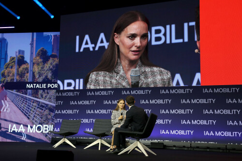 Natalie Portman at a Visionary Talk at IAA Mobility 2023 in Munich, Germany - September 5, 2023

Natalie Portman Has A Fashionable Tweed Moment in Germany Amid Benjamin Millepied Separation News

Natalie Portman rocks a chic tweed look for her appearance at the IAA Conference on Affordable Sustainable Mobility during the 2023 IAA MOBILITY show on Tuesday (September 5) in Munich, Germany.

This marks the 42-year-old actress’s first public appearance since the news of her separation from husband, Benjamin Millipied.

Natalie was noticeably not wearing her ring, as was the case last month.

Earlier today, the new trailer for her upcoming movie, May December, was released.

Here’s the summary: “20 years after their notorious tabloid romance gripped the nation, Gracie Atherton-Yu (Julianne Moore) and her husband Joe, 23 years her junior, (Charles Melton) brace themselves for their twins to graduate from high school. When Hollywood actress Elizabeth Berry (Portman) comes to spend time with the family to better understand Gracie, who she will be playing in a film, family dynamics unravel under the pressure of the outside gaze. Joe, never having processed what happened in his youth, starts to confront the reality of life as an empty-nester at 36.”

The movie will premiere on November 17.

JustJared

#NataliePortman