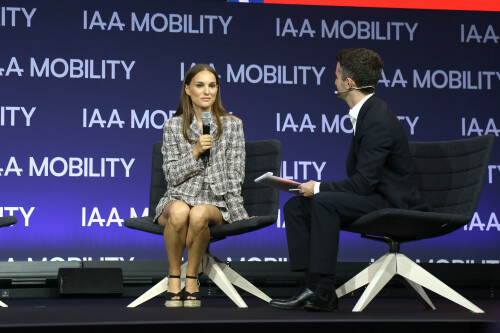 Natalie Portman at a Visionary Talk at IAA Mobility 2023 in Munich, Germany - September 5, 2023

Natalie Portman Has A Fashionable Tweed Moment in Germany Amid Benjamin Millepied Separation News

Natalie Portman rocks a chic tweed look for her appearance at the IAA Conference on Affordable Sustainable Mobility during the 2023 IAA MOBILITY show on Tuesday (September 5) in Munich, Germany.

This marks the 42-year-old actress’s first public appearance since the news of her separation from husband, Benjamin Millipied.

Natalie was noticeably not wearing her ring, as was the case last month.

Earlier today, the new trailer for her upcoming movie, May December, was released.

Here’s the summary: “20 years after their notorious tabloid romance gripped the nation, Gracie Atherton-Yu (Julianne Moore) and her husband Joe, 23 years her junior, (Charles Melton) brace themselves for their twins to graduate from high school. When Hollywood actress Elizabeth Berry (Portman) comes to spend time with the family to better understand Gracie, who she will be playing in a film, family dynamics unravel under the pressure of the outside gaze. Joe, never having processed what happened in his youth, starts to confront the reality of life as an empty-nester at 36.”

The movie will premiere on November 17.

JustJared

#NataliePortman