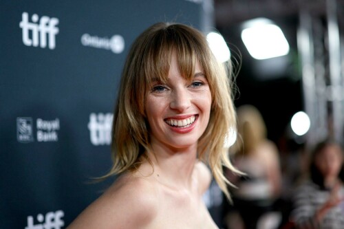 Maya Hawke | 'Wildcat' Premiere, Toronto International Film Festival, Canada - September 11, 2023

Maya Hawke Reveals Dad Ethan Took a Bus From New York to Toronto for Their TIFF Movie Premiere!

Nothing was going to stop Ethan Hawke from being at the TIFF premiere of his new movie Wildcat, not even an incoming hurricane!

The 52-year-old actor, who wrote and directed the new movie Wildcat, walked the red carpet with his daughter Maya Hawke at the premiere on Monday night (September 11) in Tornto, Canada.

Maya stars in the movie and they were joined at the event by co-stars Laura Linney, Philip Ettinger, Rafael Casal, Christine Dye, and Willa Fitzgerald.

While on the red carpet, Maya revealed that Ethan took a bus from New York City all the way to Toronto after flights were canceled because of the weather.


“I had three flights canceled and I was like, ‘I’m not going to miss this because of some airport. So I went to Port Authority and hopped the bus,’” Ethan told People.

When asked if anyone recognized him on the bus, Ethan said, “Nobody cares about anybody else on the bus. And nobody’s comfortable. Nobody cares at all. I just read my book and disappeared in the back.”

JustJared

#MayaHawke