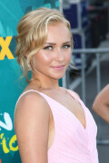 Hayden-Panettiere-Kosty555-00108c7712ce78981f5d