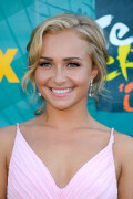 Hayden-Panettiere-Kosty555-0012f67f4e9fbb2469be