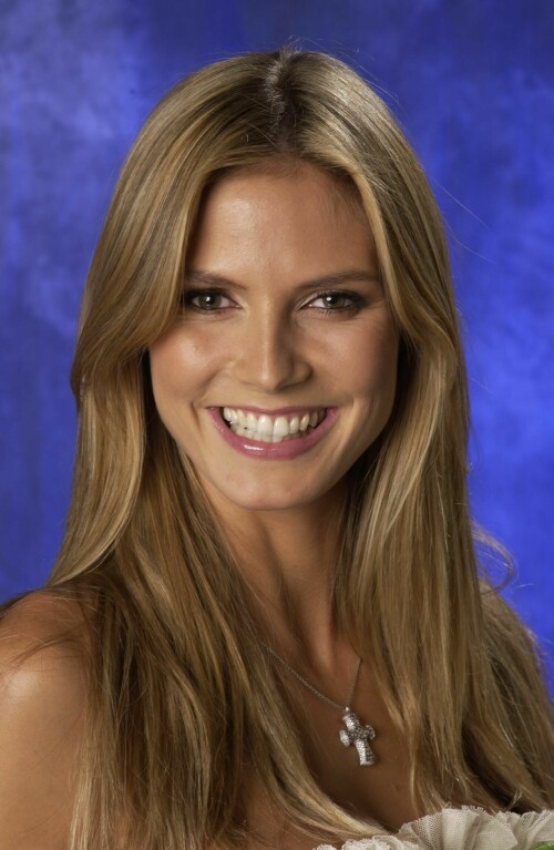 Heidi-Klum-Kosty555.info-0188755aa18c19713d.jpeg