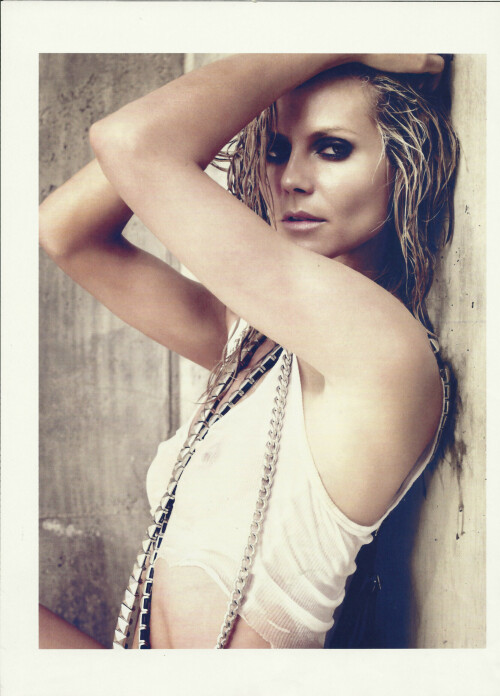 Heidi-Klum-Kosty555.info-032e3a6830bc4b96f9.jpeg