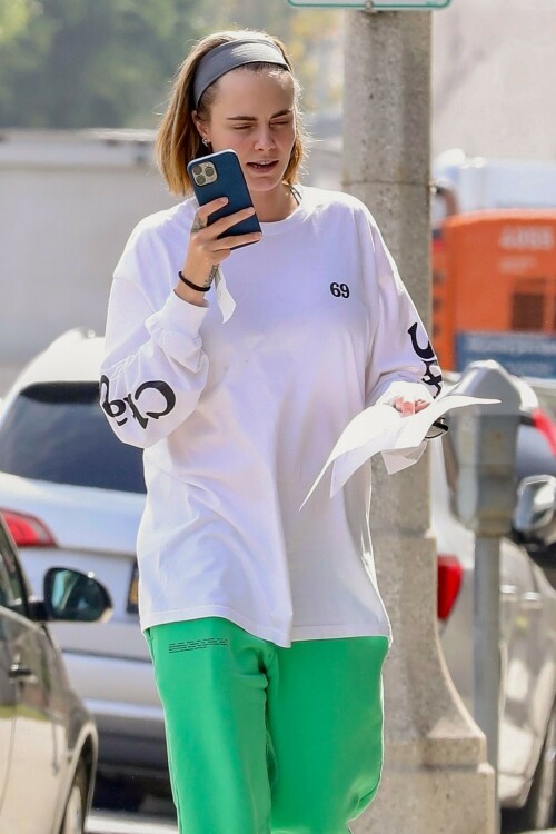 Cara Delevingne - October 9 2023 - Beverly Hills Candids at HQ Pics Space - Celebrity Photos Catalog