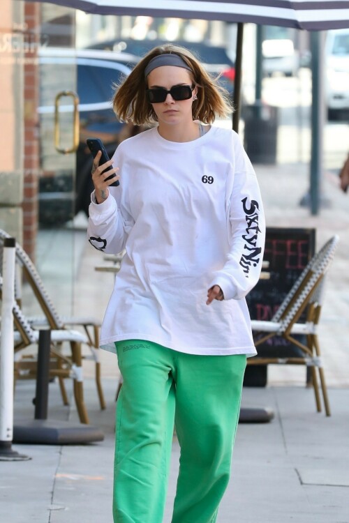 Cara Delevingne - October 9 2023 - Beverly Hills Candids at HQ Pics Space - Celebrity Photos Catalog