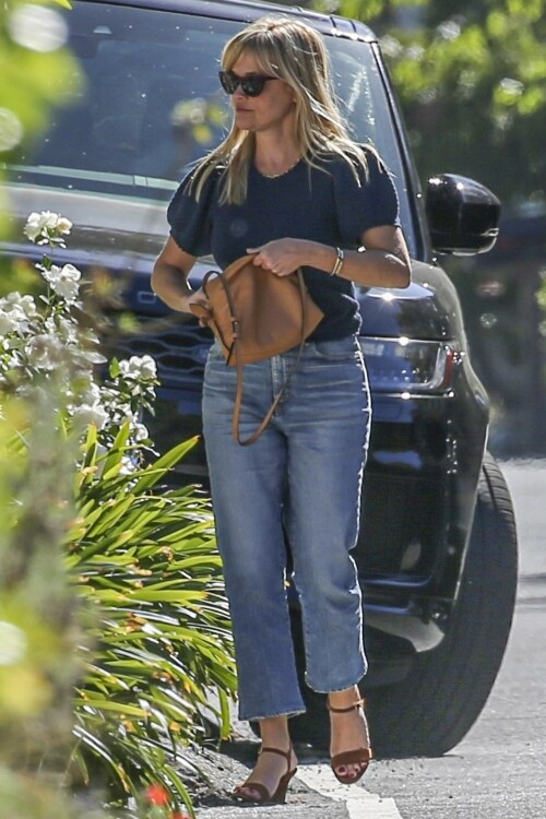 Reese Witherspoon was seen heading to a friend's house in Santa Monica - October 14, 2023

#ReeseWitherspoon