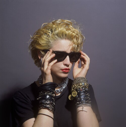 Madonna___Kosty555.info_002a94ae6ccf7bf44df.jpeg