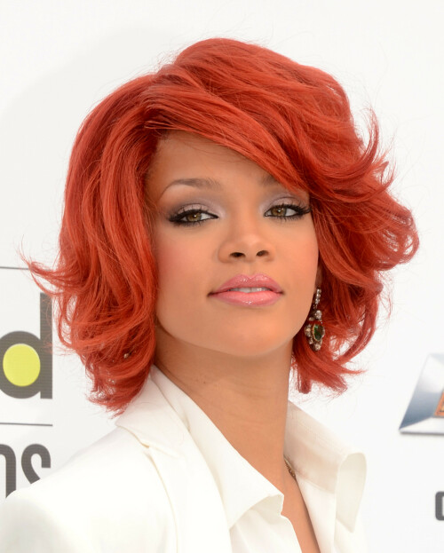 Rihanna-Billboard-Music-Awards-Kosty555.info-018376461f6f2ec2d78.jpeg