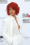 Rihanna-Kosty555.info-018e1edf1b35935793d