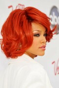 Rihanna-Kosty555.info-0598573ea979901a04e