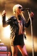 Taylor-Momsen-Kosty555.info-044746de4664d5bd5f