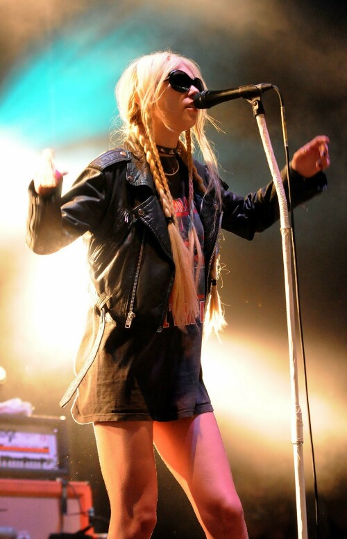 Taylor-Momsen-Kosty555.info-0560ea0c8cc4891cfd