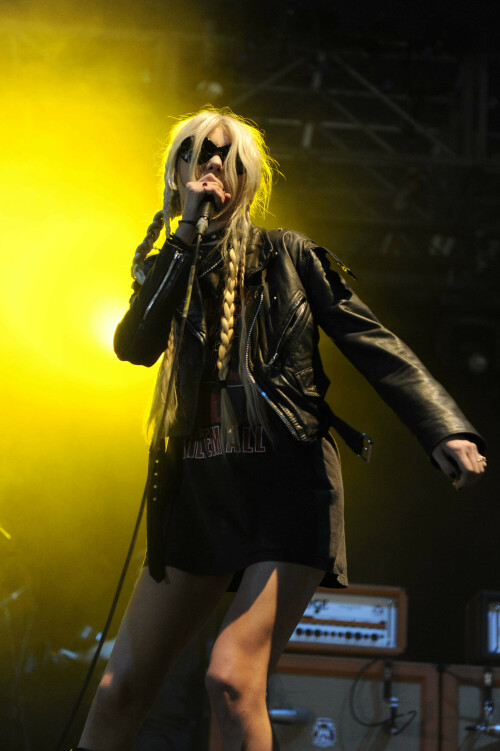 Taylor-Momsen-Kosty555.info-21bc6a399aa18dc950